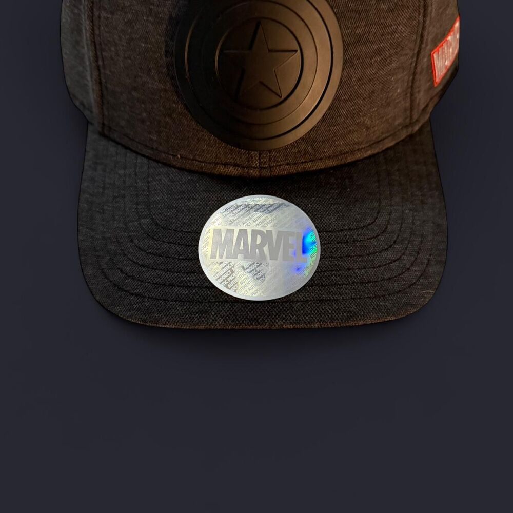 🛡️ Marvel Captain America Snapback (NWT)